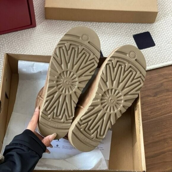 UGG Classic Ultra Mini Boots chestnut - Picture 5 of 6